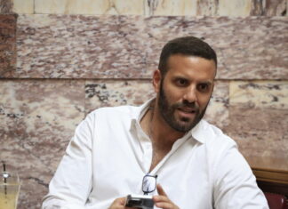 Νίκος Παππάς: Το Ευρωκοινοβούλιο ήρε την ασυλία του για δηλώσεις σε βάρος του Βαγγέλη Περρή