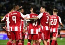 Super League: ΠΑΟΚ και Ολυμπιακός «έπιασαν» την ΑΕΚ και ετοιμάζονται για τα πιο συναρπαστικά πλέι οφ της ιστορίας