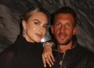 Σαμπαλένκα για το μονόπετρό της που έγινε viral: «Ήθελα 14 καράτια και πήρα 12»