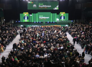 Συνέδριο ΠΑΣΟΚ: «Αυλαία» με κάλπες για τη νέα Κεντρική Επιτροπή