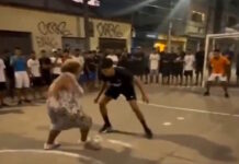 Γιαγιά στη Βραζιλία «ταπείνωσε» νεαρό με το γκολ που πέτυχε σε ματς γειτονιάς και έγινε viral