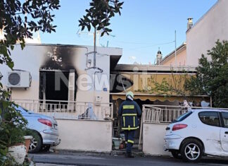 Διπλή τραγωδία στον Βόλο: «Είδαμε μία γυναίκα να είναι μέσα στις φλόγες και το παιδί να φωνάζει» λένε γείτονες της οικογένειας