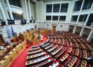 Πυρά της αντιπολίτευσης για την ανάρτηση Μητσοτάκη και τα Τέμπη: «Δεν ντρέπεται για τις δηλώσεις Φλωρίδη»