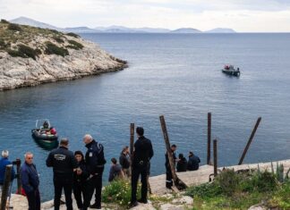 Βουλιαγμένη: Σήμερα η επιχείρηση ανάσυρσης της σορού του 34χρονου – Αυξημένα μέτρα για την ασφάλεια της ειδικής ομάδας