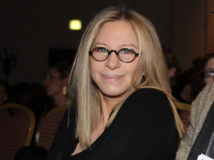 Barbra_Streisand_and_James_Brolin_cropped.jpg