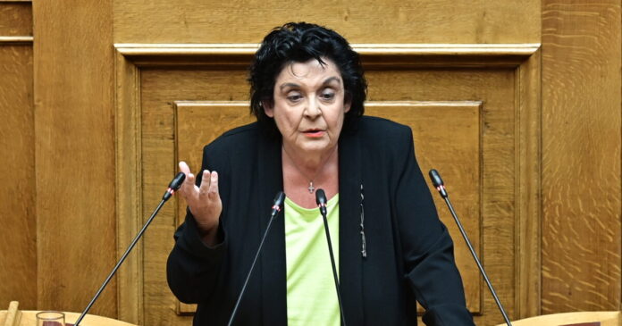 liana-kanelli-2-1200x630.jpg