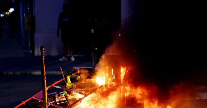 parisi-epeisodia-pari-reuters-1200x630.jpg