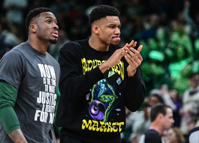 GIANNIS_THANASIS_ANTETOKOYNMPO_REUTERS.jpg