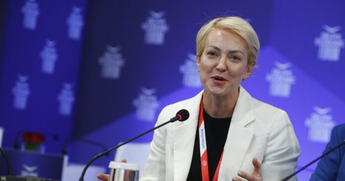 alexandra-sdoukou-5-1200x630.jpg