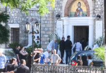 Αίγιο: Θρήνος στον Λόγγο Αιγιάλειας για τη μητέρα και τον γιο που βρέθηκαν δολοφονημένοι στο σπίτι τους
