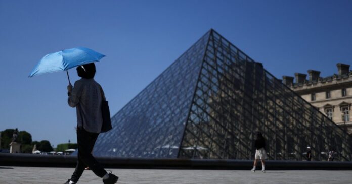 louvre-kausonas-reuters-1200x630.jpg