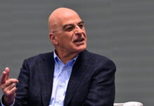 Δένδιας: Ελληνικά drones, αυτονομία υποδομών και «Ατζέντα 2030» για τις Ένοπλες Δυνάμεις