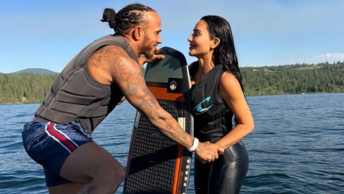 Lewis-Hamilton-Το-φωτογραφικό-άλμπουμ-από-τις-διακοπές-με-την.jpg