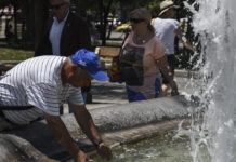 Καιρός: Ο λίβας εκτοξεύει τη θερμοκρασία στους 43 βαθμούς Κελσίου – Ακραίος κίνδυνος για φωτιά σε Αττική, Στερεά και Πελοπόννησο