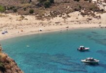 Μαρμάρι Μάνης: Η άγνωστη νοτιότερη αμμουδιά της Ηπειρωτικής Ελλάδας