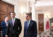 Επικοινωνία Μητσοτάκη με τον Εμίρη του Κατάρ – Συλλυπητήρια για τον θάνατο του πατέρα του