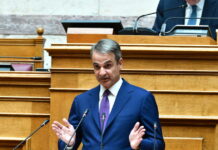 Προεκλογικό σπριντ της κυβέρνησης ενόψει ΔΕΘ με εγκαίνια έργων και περιοδείες – «Μετωπική» με την αντιπολίτευση σήμερα στη Βουλή