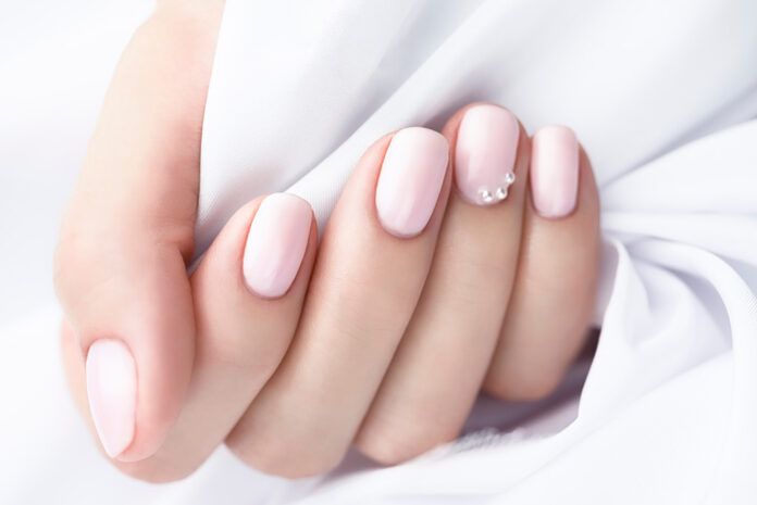 pearl-nails-1024x684.jpg