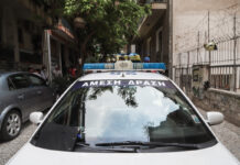 Περιστέρι: 4 συλλήψεις για κλοπή άνω των 11.000 ευρώ από εταιρικό αυτοκίνητο – Στο κόλπο και ένας υπάλληλος