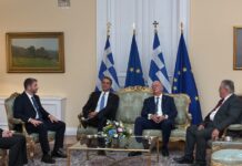 Η δεξίωση στο Προεδρικό Μέγαρο για την 52η επέτειο αποκατάστασης της Δημοκρατίας – «Η καρδιά του ελληνισμού χτυπάει πιο δυνατά στο ακριτικό τόξο»