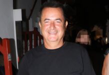 Ατζούν Ιλιτζαλί: Η βραδινή έξοδος του Τούρκου επιχειρηματία στο νησί των Ανέμων με φίλους του