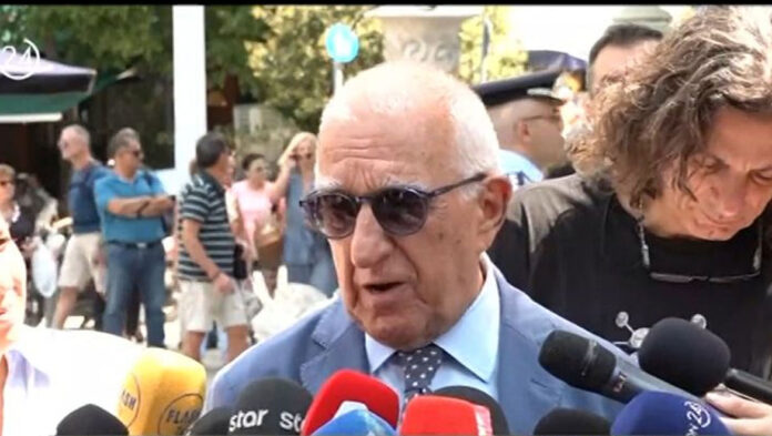 Νικήτας-Κακλαμάνης-Η-αποκάλυψη-για-το-πρόβλημα-υγείας-που-ταλαιπωρούσε.jpg