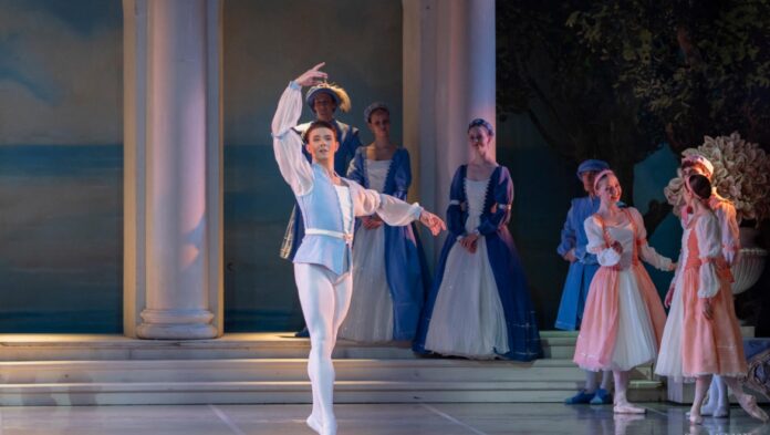 Grand-Ballet-Gala-Κορυφαίοι-χορευτές-των-Bolshoi-και-Mariinsky-σε.jpg