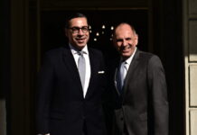 Γεραπετρίτης σε Κόμπο: Αταλάντευτη η στήριξη της Ελλάδας για επανένωση της Κύπρου