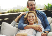 Gray Dating: Γιατί ο έρωτας μετά τα 45 είναι καλύτερος;
