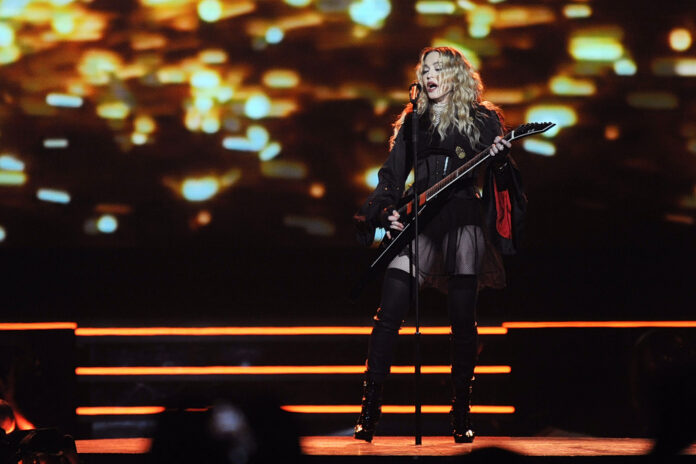 madonna-1.jpg