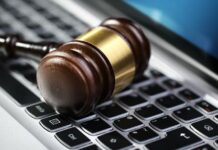 Πλειστηριασμοί και κατασχέσεις: Νέα διαδικασία για 36.500 εκκρεμείς υποθέσεις
