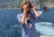 Αμαλία Κωστοπούλου: Συνεχίζει τις διακοπές της στο Κάπρι – Οι φωτογραφίες σε πολυτελές σκάφος
