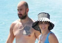 Βασίλης Σπανούλης – Ολυμπία Χοψονίδου: Οικογενειακές διακοπές στην Πάρο με τα έξι παιδιά τους!