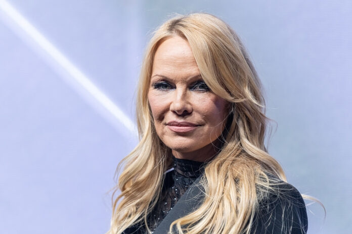 1790257728_pamela.jpg
