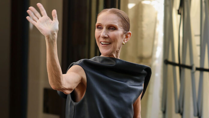 Celine-Dion-Τραγούδησε-με-θαυμαστές-έξω-από-το-ξενοδοχείο-της.jpg