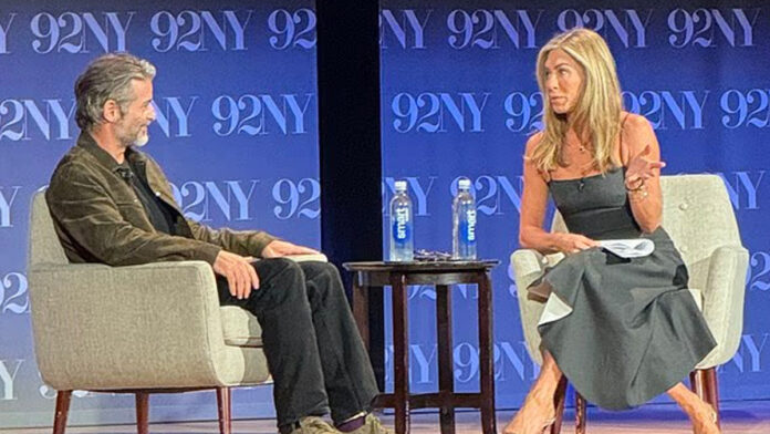 Jennifer-Aniston-Η-συνέντευξη-με-τον-σύντροφό-της-Jim-Curtis.jpg