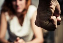 Καλαμάτα: Στα δικαστήρια ο 38χρονος που πυροβόλησε προς την πρώην σύντροφό του – Το καρτέρι και οι απειλές «η ζωή σου είναι λίγη»