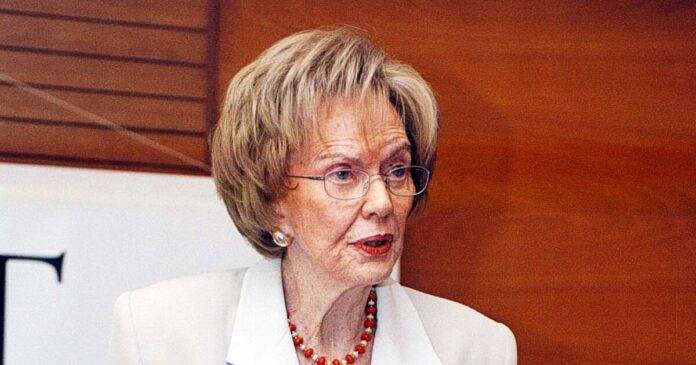 margaret-papandreou-eurok-1200x630.jpg