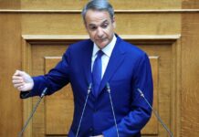 Μητσοτάκης κατά Ανδρουλάκη και Τσίπρα: «Οι δύο όψεις του ίδιου νομίσματος, με ακοστολόγητες υποσχέσεις» – «Εφιαλτικό σενάριο ακυβερνησίας»