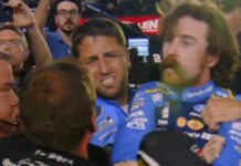 Οδηγοί του NASCAR πιάστηκαν στα χέρια μετά από τη σύγκρουσή τους στην πίστα