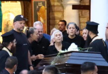 Γιώργος Μαζωνάκης: Σε γνωστή ταβέρνα η οικογένεια για την ψαρόσουπα – Το βαρύ κλίμα στο τραπέζι