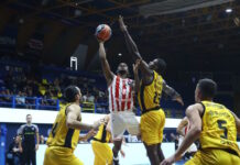 Ολυμπιακός – ΑΕΚ 93-80: Ερυθρόλευκη πρόκριση με Μοντέρο και Χολ στον τελικό του Super Cup στο μπάσκετ