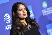 Το tip της Salma Hayek για δέρμα με λιγότερες ρυτίδες στα 60
