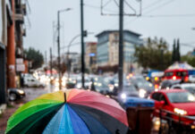 Καιρός: Καταιγίδες χτυπούν για 24 ώρες Θεσσαλία, Χαλκιδική, Εύβοια, βουτιά 8 βαθμών στην θερμοκρασία – Επικαιροποιήθηκε το έκτακτο δελτίο