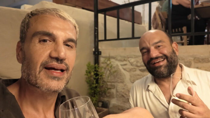 Παντελής-Τουτουντζής-Η-επέτειος-20-ετών-με-τον-Νάσο-Τσιβγούλη.jpg