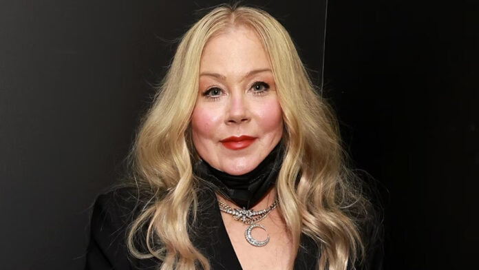 Christina-Applegate-Νέα-δεδομένα-για-την-κατάσταση-της-υγείας-της.jpg