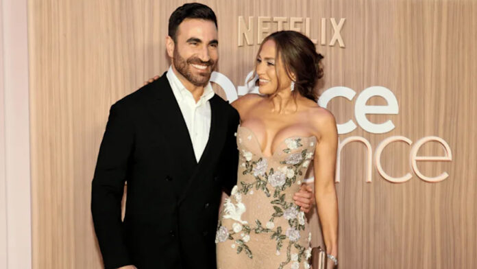 Jennifer-Lopez-Οι-φήμες-για-νέα-σχέση-με-τον-Brett.jpg