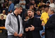 Ο Νίκος Ανδρουλάκης στο Nick Galis Hall για το ματς του Άρη στο Eurocup