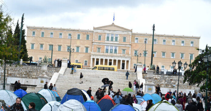 foitites-syntagma-1200x630.jpg