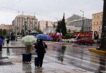 Καιρός αύριο: Ισχυρές βροχές και καταιγίδες και πτώση της θερμοκρασίας